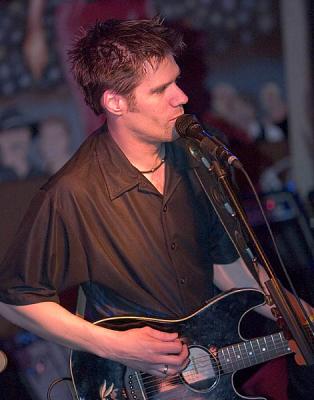 2005_04_23_2942