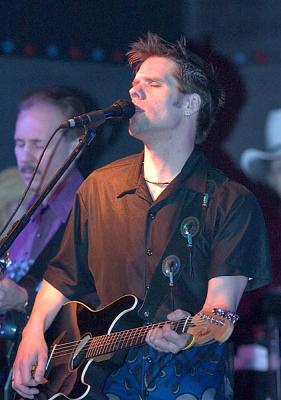 2005_04_23_2984
