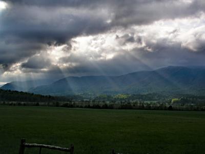 JPG CS Rays1 P4248767.jpg