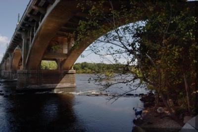 Gervais Street Bridge