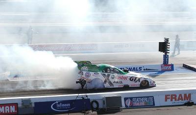 John Force smokes up the place
