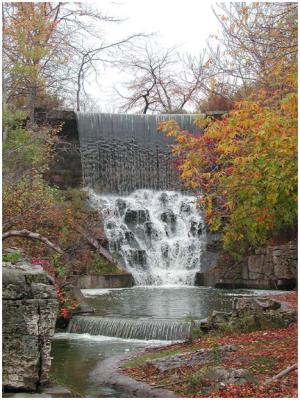fallWaterfall.jpg