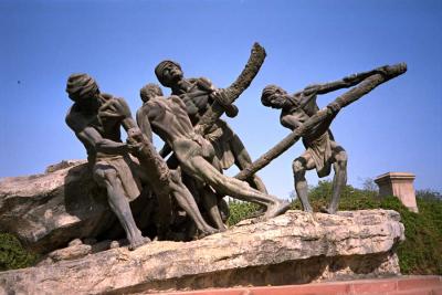 delhi sculpture