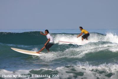 Synchronized surfing