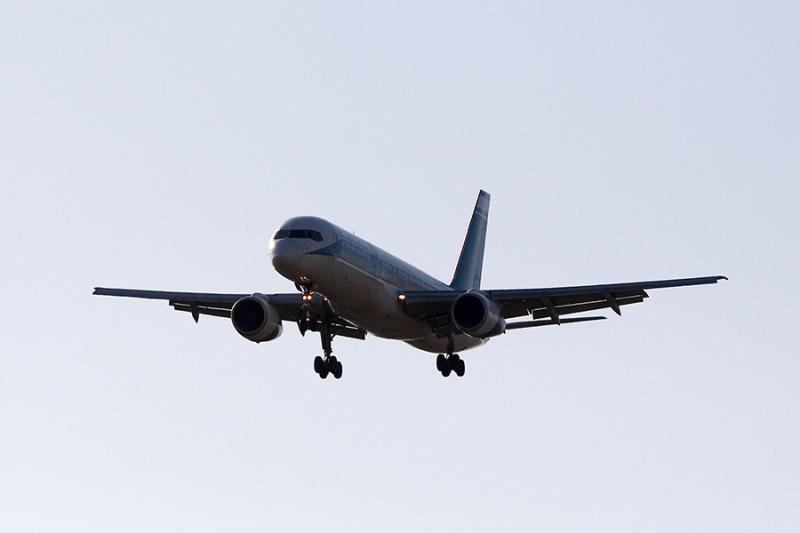 El Al Boeing 757-258 (4X-EBT)