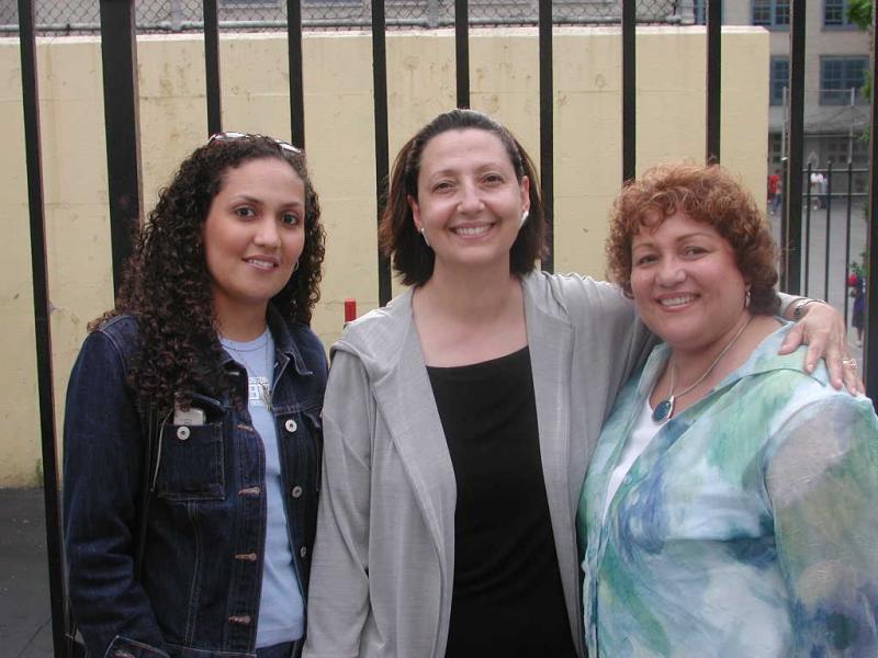 Yvette, Martha Castillo, Irene