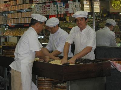 Making almond cakes