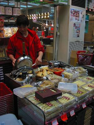 Making Chinese pancakes