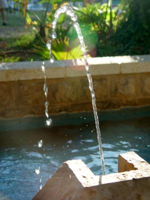 Sparkling Fountain by Canaroni