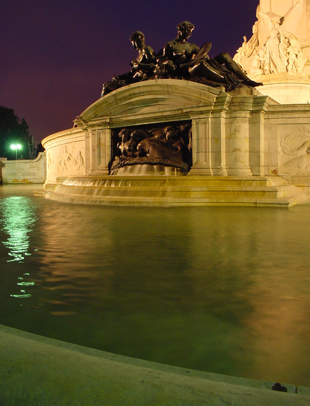 <B>Green Reflection Pt II</B><BR><FONT size=1>by Jon Mold</FONT>