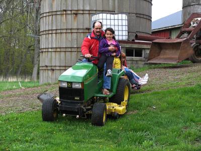 tractor/wagon ride