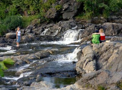 u13/sylvyn/medium/3316742.CRW_0776.jpg