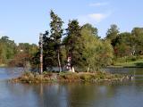 Totem pole at Sullivans Pond.