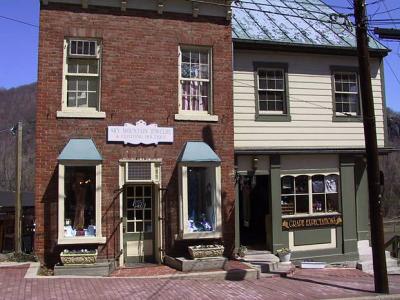 Antique Shops in Harpers Ferry.