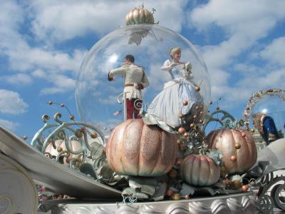 Cinderella Float, Share a Dream Come True Parade