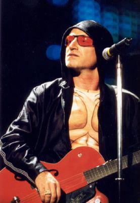 U2