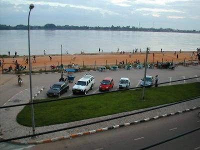 laos0413.jpg
