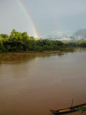 laos0401.jpg