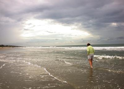 beach325c.jpg