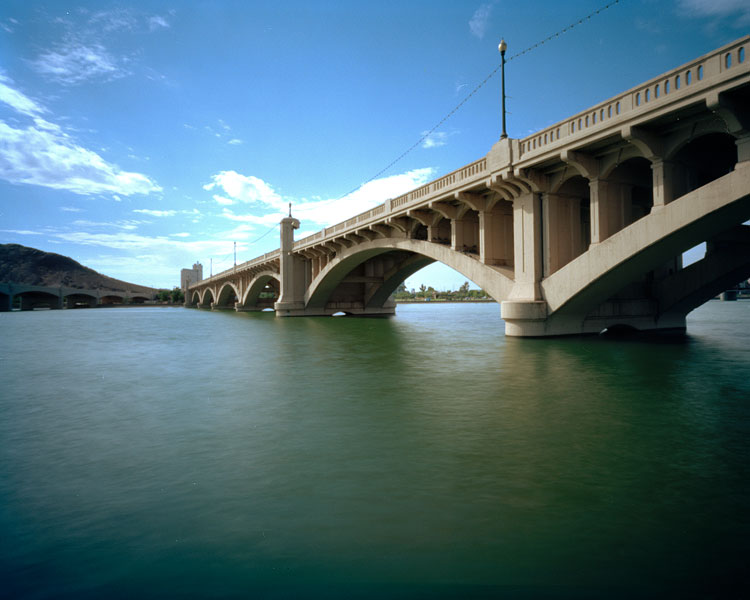 02-color.jpg