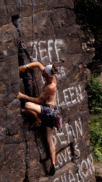 Climbing-3.jpg