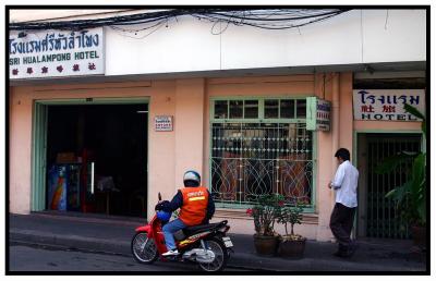 Hotel near Hualamphong