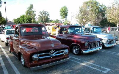 1955 Pickups(Ford & 2 Chevies) - Fuddruckers Sat. Night meet, Lakewood, CA