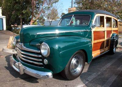 1947 Ford Woodie - Fuddruckers Lakewood, CA Saturday night meet