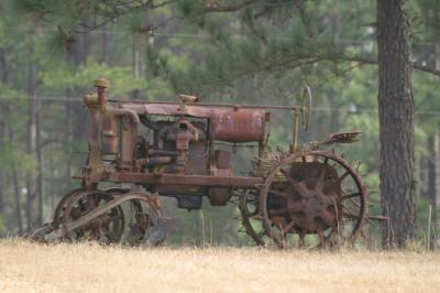 u13/xtranch/medium/38512385.tractor.jpg