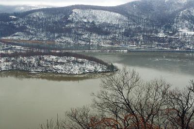 Bear mountain and Hudson river-007s.jpg