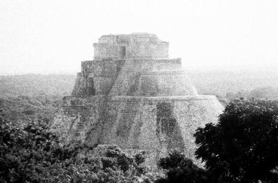 u14/big_five62/medium/38740462.Uxmal10.jpg