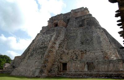 u14/big_five62/medium/38740475.Uxmal23.jpg