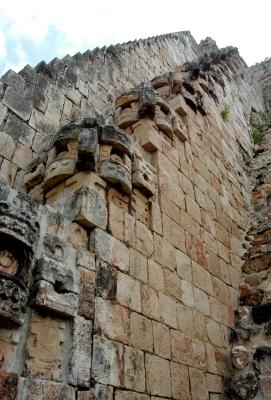 u14/big_five62/medium/38740476.Uxmal24.jpg