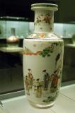 Famille Vert vase with design of Liu Beis Marriage Story, Jingdezhen ware, Kangxi Reign (1662-1722)