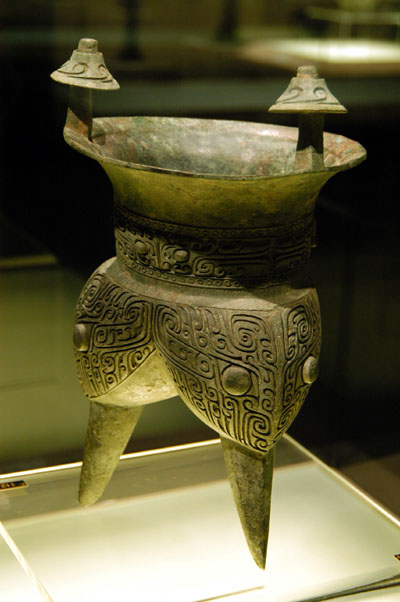 Bronze wine vessel with animal mask, mid-Shang (15-13 C. BC