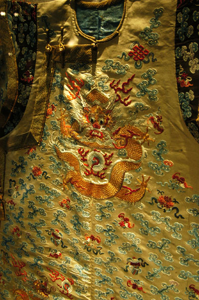 Manchu embroidered court dress