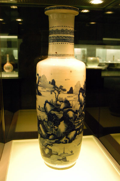 Vase with underglaze blue design of landscape, Jingdezhen ware, Kangxi Reign (1662-1722)