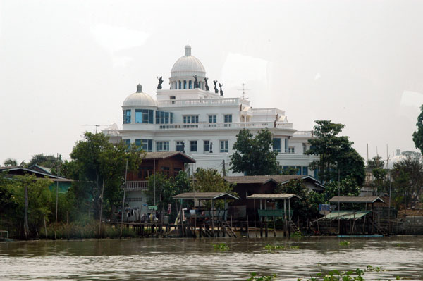 Along the Chao Phraya north of Bangkok