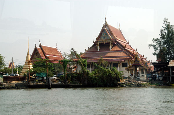 Temple on the Chao Phraya