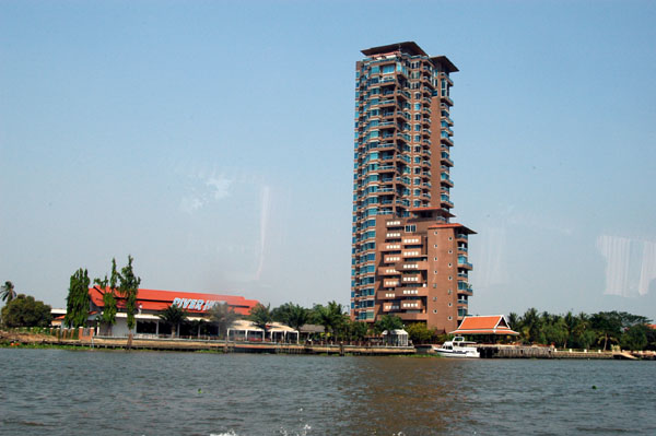 Highrise apartments on the Chao Phraya