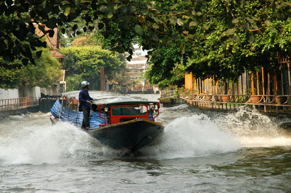 Fast canal boats are a good way to get around Bangkok