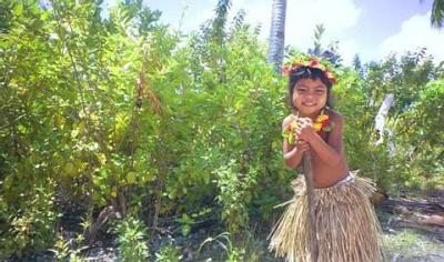 Girl on Kiribati.jpg