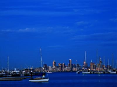 G6 - Williamstown beach look over Melbourne City