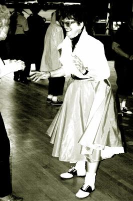Hand Jive   April 8