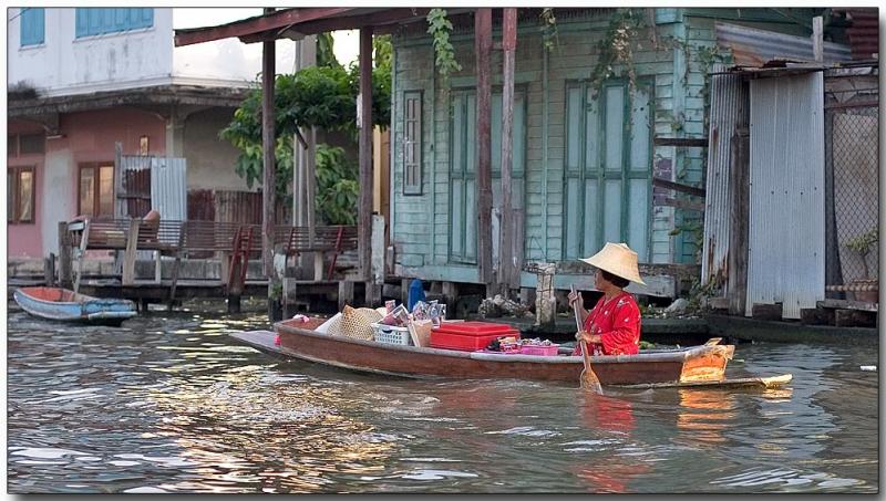 Seller on the river