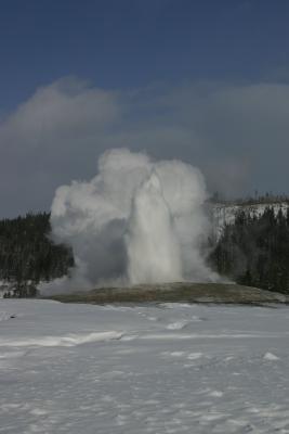 097_OldFaithful.jpg