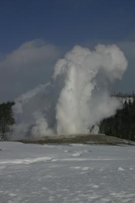 100_OldFaithful.jpg