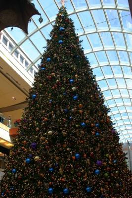 Christmas tree in Houston Galleria