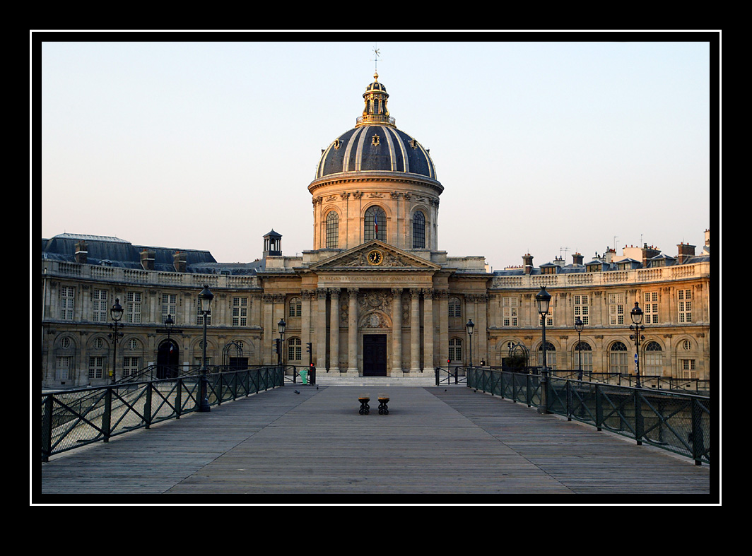 ...leading to l Institut de France