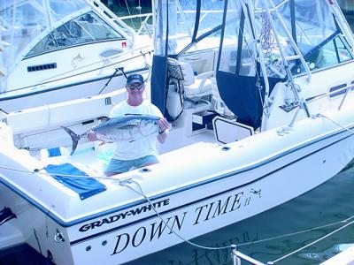 u14/ftuma/medium/21865557.Tuna71603a.jpg